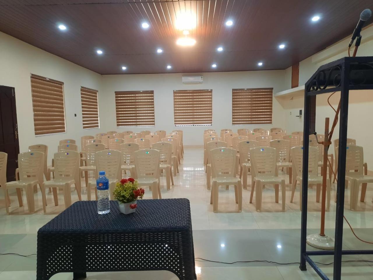Athirappilly Ambady Resort Экстерьер фото